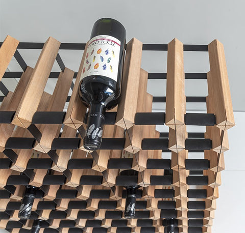 Vinata Trigno wijnrek - mahonie - 120 flessen